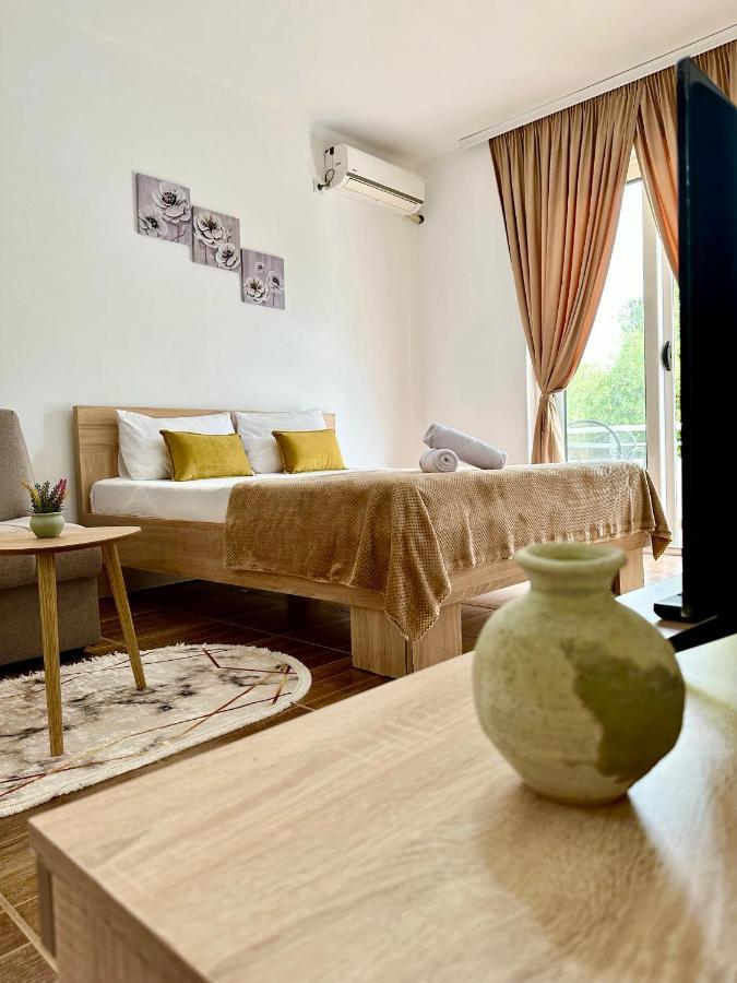 Apartments Katana Улцин Екстериор снимка