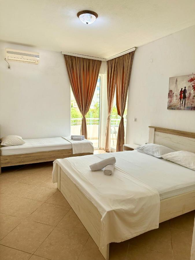 Apartments Katana Улцин Екстериор снимка